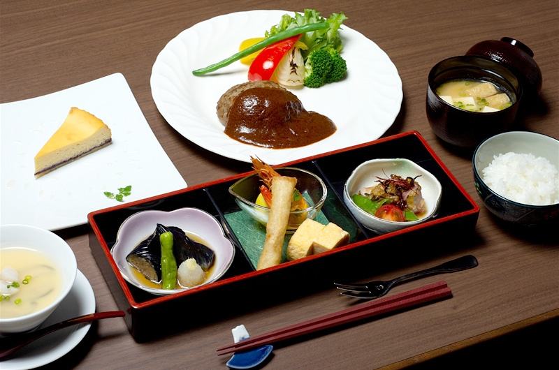 【静岡県】厳選された地元食材を活かしたお食事でおもてなし