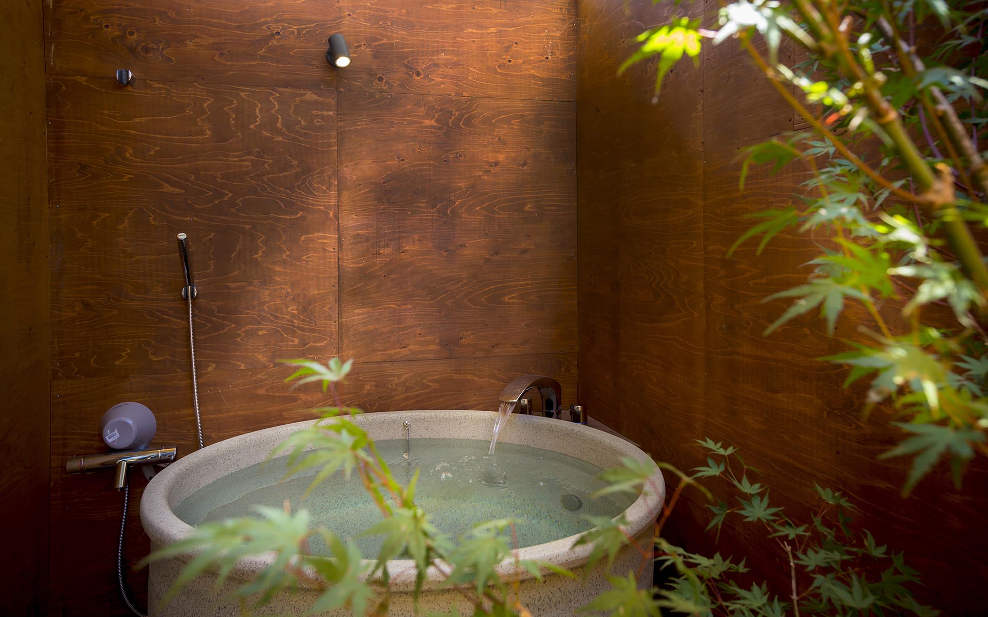 【関西_兵庫県】全棟天然温泉を楽しんで頂けるよう客室温泉風呂をご用意