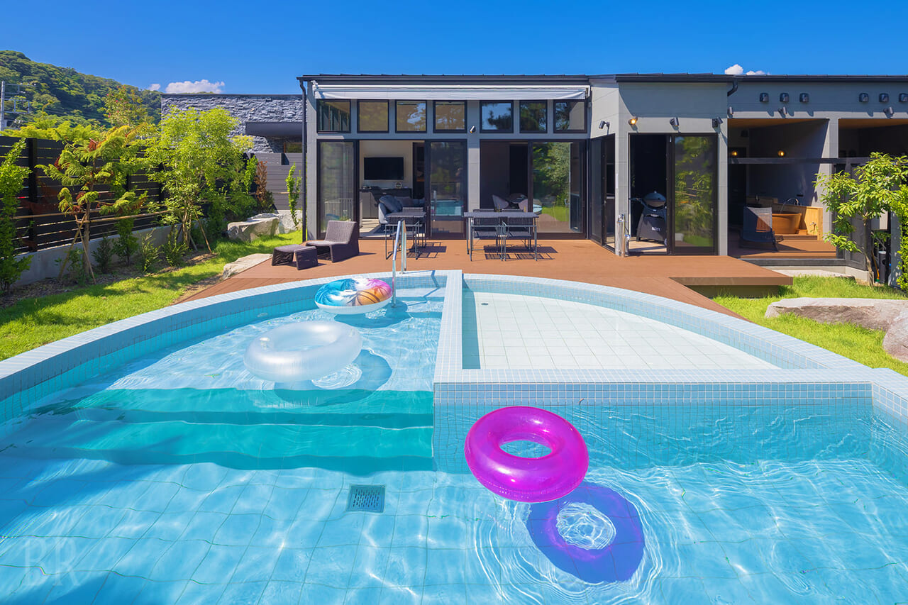 【関東_千葉県】非日常空間を体感する 大型のプライベートプール