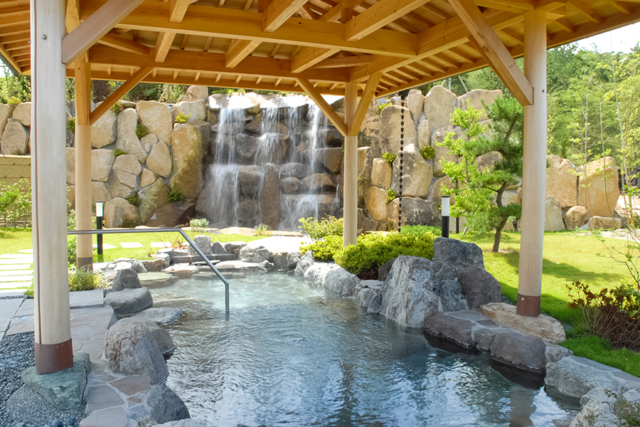 【関西_京都府】春夏秋冬、良質な天然温泉に浸る満天の星空が降り注ぐ露天風呂