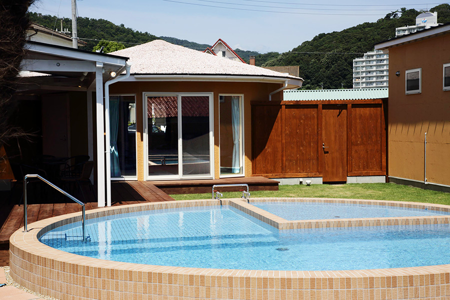 【関西_京都府】非日常空間を演出 アクティブに楽しむプライベートプール