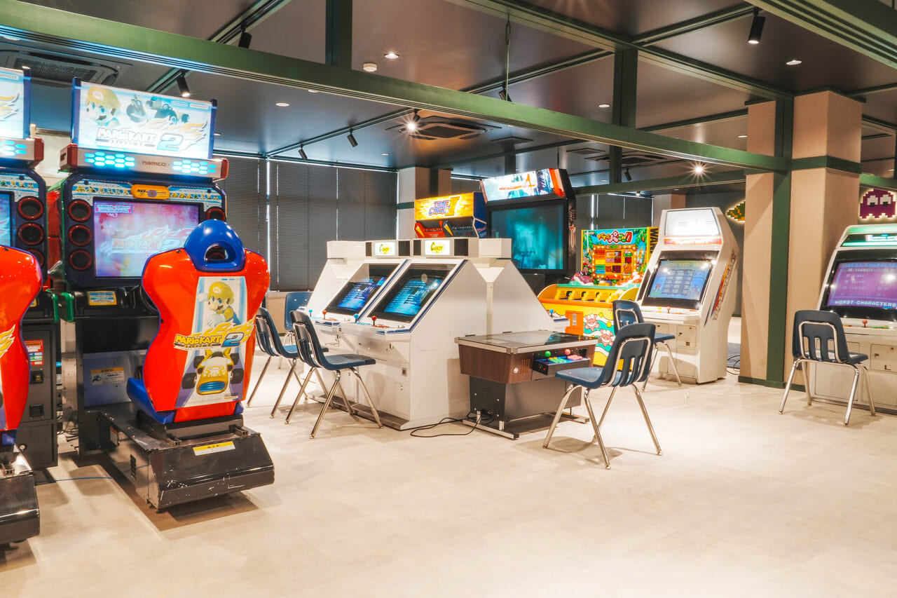 【関西_京都府】最新機からレトロゲームまで。本格的なゲームコーナーを設置