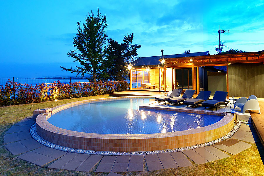 【関西_滋賀県】直径約8m、約40㎡の大型円形プール