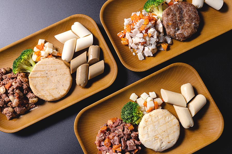 【甲信越_山梨県】愛犬の好みに合わせて約10種類の中からカスタマイズ可能はごはんをご用意