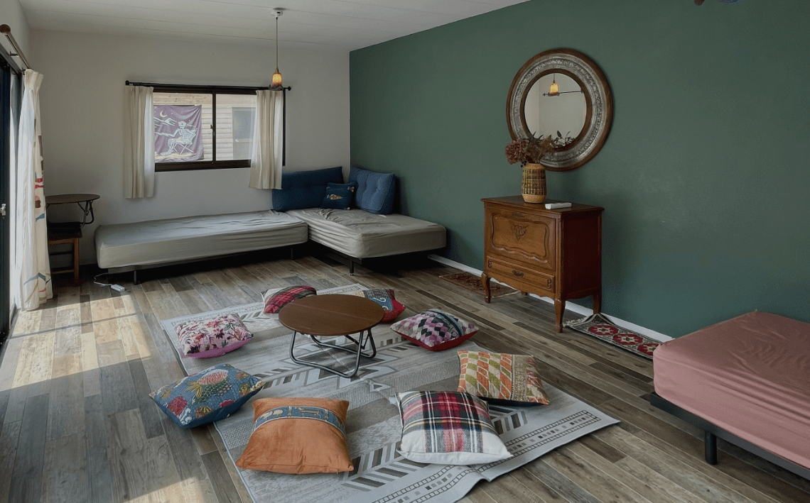 【関西_大阪府】冷暖房完備のレストルームは 宿泊される皆さまに無料でご利用いただけます