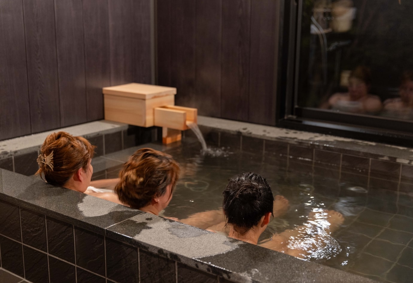 【甲信越_長野県】天然温泉は三城温泉が源泉で美人の湯と言われるpH9.9のアルカリ性なので肌の角質を取り、美肌効果が期待できます