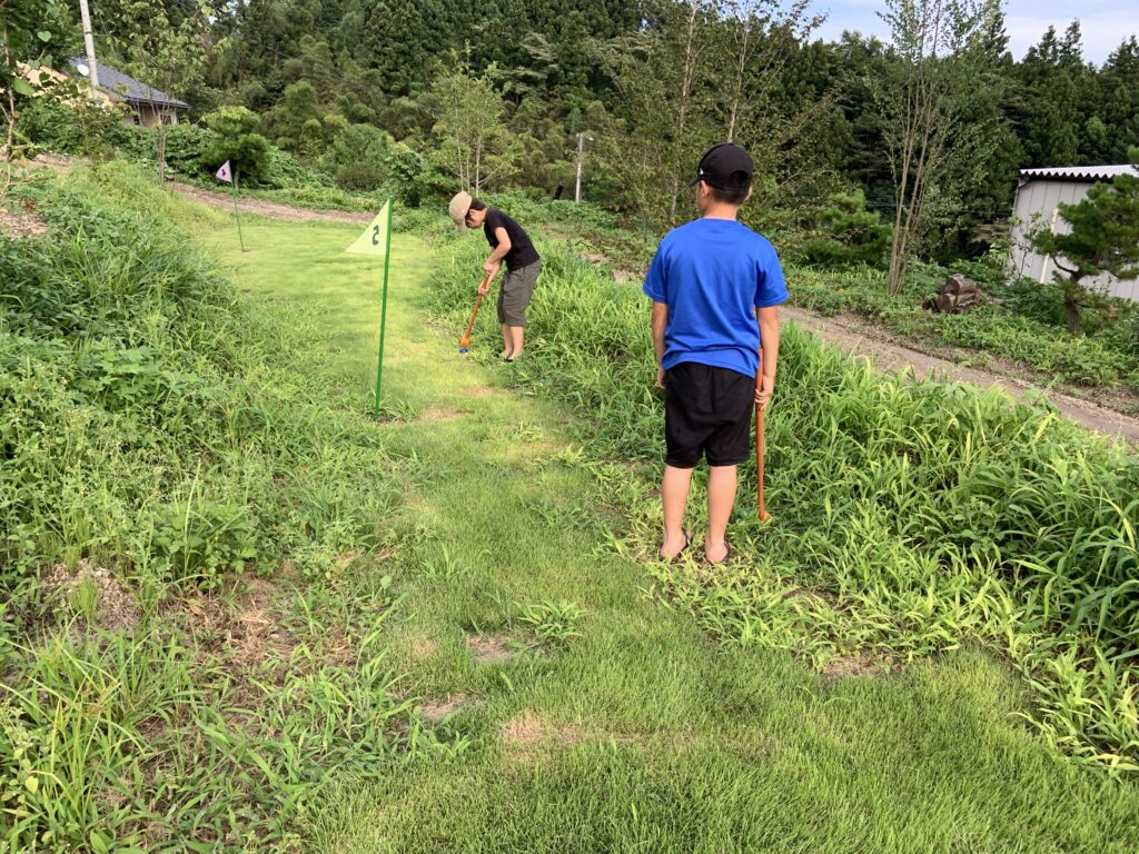 【北関東_群馬県】ガーデンゴルフ：ビリヤードの球を使ったパターゴルフです