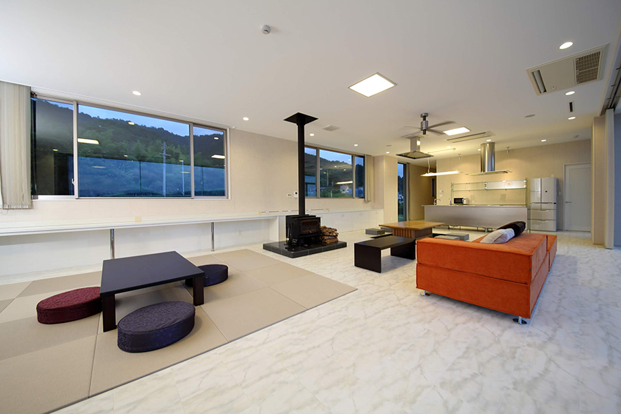 【関西_京都府】ファミリーからグループ旅行まで 受け入れ可能な大型施設